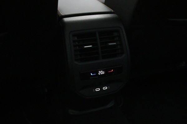 CUPRA Formentor 1.4 e-Hybrid VZ 245 PK Performance PHEV, Panoramadak, 360 Camera, Trekhaak, Stuur-Startknop