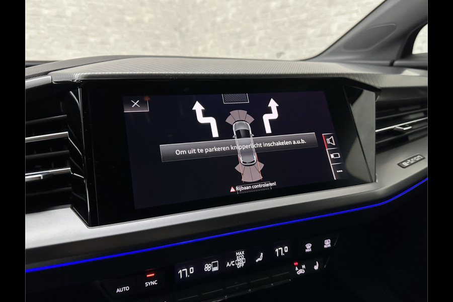Audi Q4 e-tron 40 77 kWh S-Line #RS-Leder | Black-Edition | ACC | Sfeerverlichting | Virtual-Cockpit | Stoelverwarming | 3-Zone Clima | Virtual-Cockpit | Camera | LED | Getint Glas | Carplay | Autom. Parkeren |
