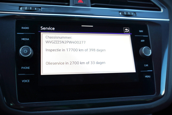 Volkswagen Tiguan 1.4 TSI eHybrid Elegance Business | Stoelverwarming | Stuurverwarming | Massage | 360 Camera | iQ Light | Ambiance Verlichting | Adaptive Cruise Control | Keyless | Apple Carplay | Navigatie | SOH 96%
