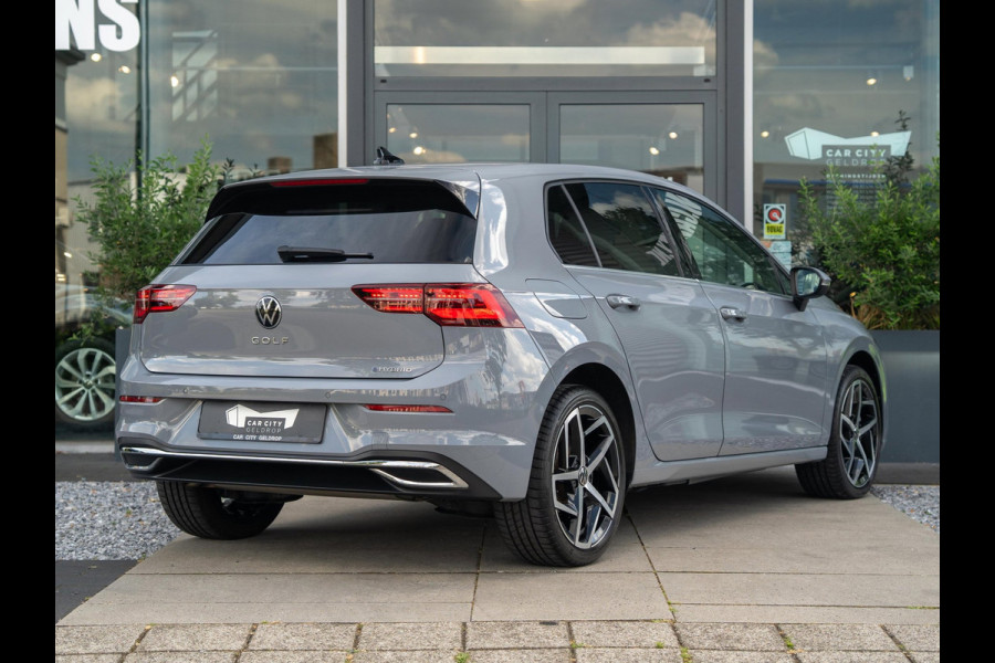 Volkswagen Golf 1.4 TSI eHybrid 204pk Style / iQ Light / Memory / Side Assist