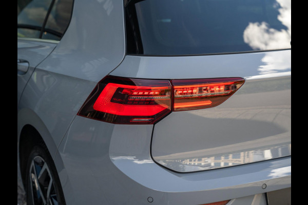 Volkswagen Golf 1.4 TSI eHybrid 204pk Style / iQ Light / Memory / Side Assist