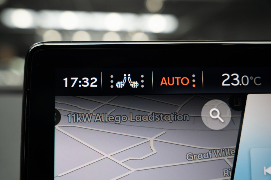 CUPRA Formentor 1.5 TSI Leer Camera ACC PDC Elektr. bedienbare achterklep Stuurverwarming Navi Climate voor & achter Stoelverwarming Virtual cockpit Keyless Entry & Go LM velgen