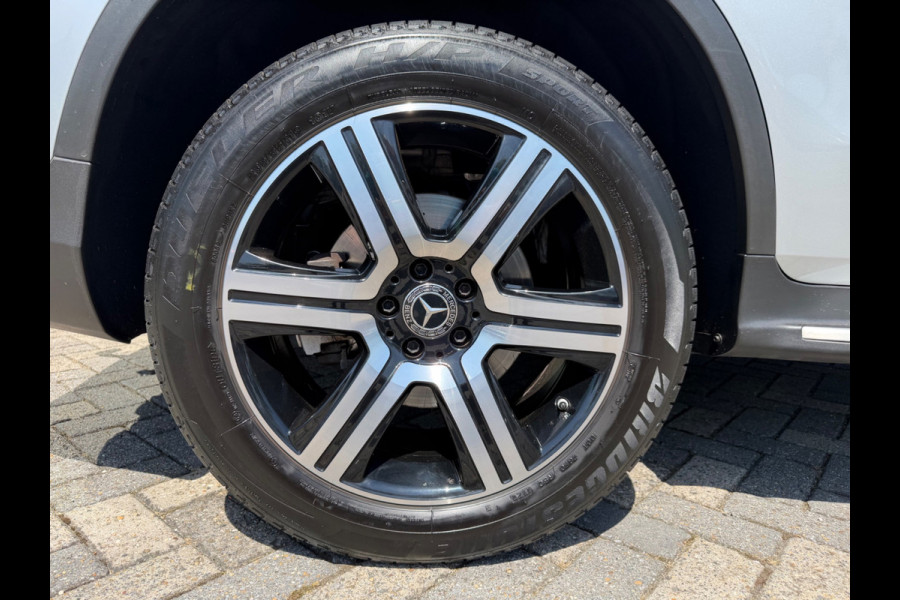 Mercedes-Benz GLC 200 4MATIC Premium Plus, AMG, Burmester, CarPlay, 19 inch, trekhaak