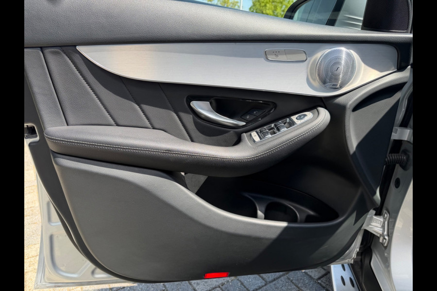 Mercedes-Benz GLC 200 4MATIC Premium Plus, AMG, Burmester, CarPlay, 19 inch, trekhaak