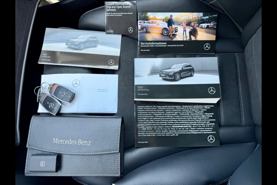 Mercedes-Benz GLC 200 4MATIC Premium Plus, AMG, Burmester, CarPlay, 19 inch, trekhaak