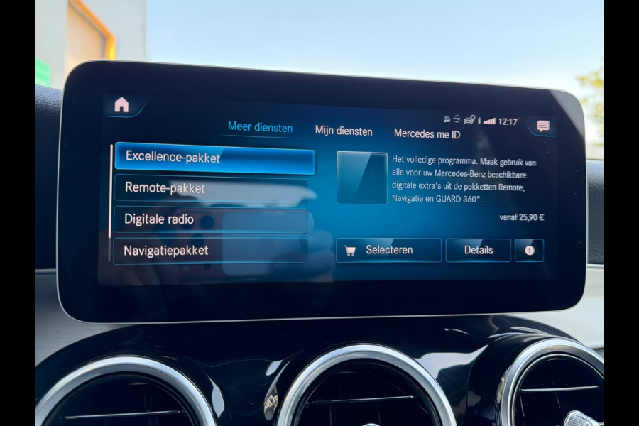 Mercedes-Benz GLC 200 4MATIC Premium Plus, AMG, Burmester, CarPlay, 19 inch, trekhaak