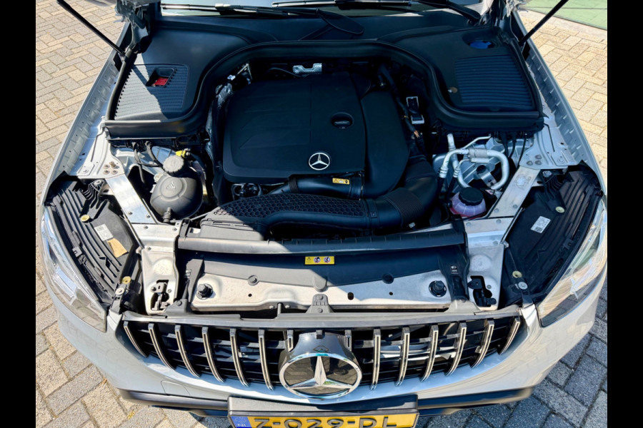 Mercedes-Benz GLC 200 4MATIC Premium Plus, AMG, Burmester, CarPlay, 19 inch, trekhaak