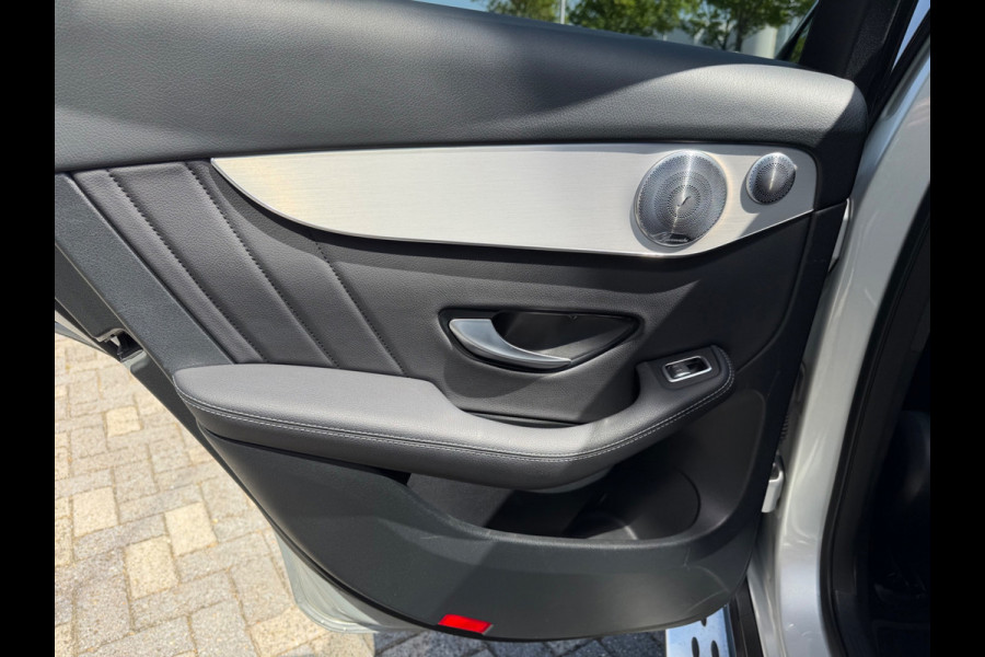 Mercedes-Benz GLC 200 4MATIC Premium Plus, AMG, Burmester, CarPlay, 19 inch, trekhaak
