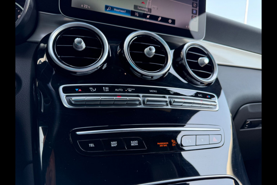 Mercedes-Benz GLC 200 4MATIC Premium Plus, AMG, Burmester, CarPlay, 19 inch, trekhaak