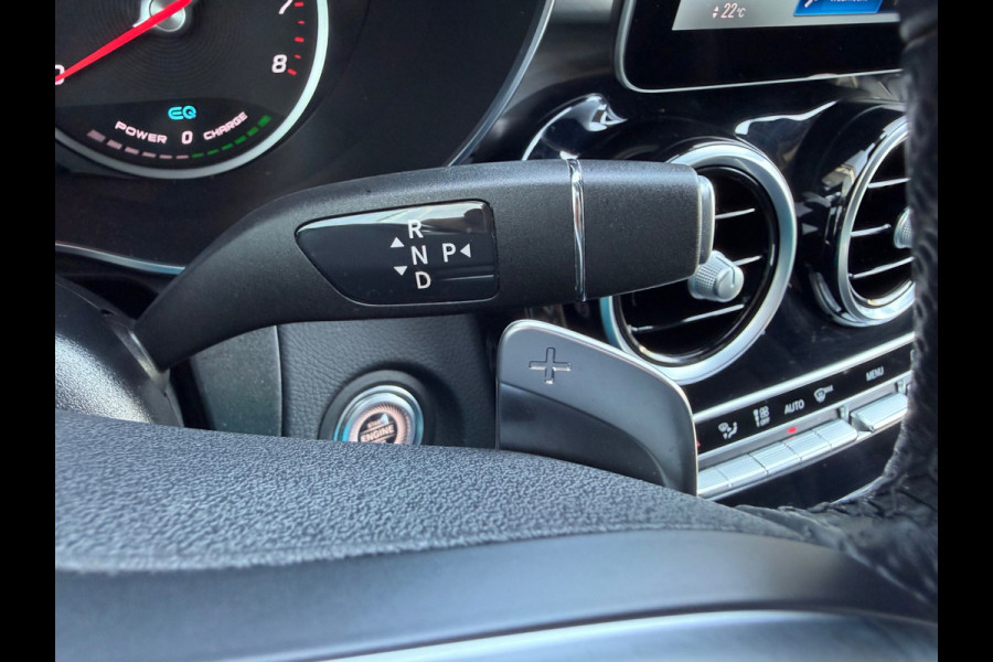 Mercedes-Benz GLC 200 4MATIC Premium Plus, AMG, Burmester, CarPlay, 19 inch, trekhaak