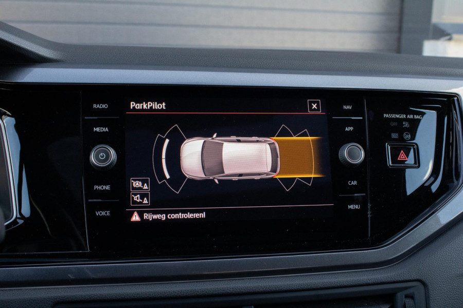 Volkswagen Polo 2.0 TSI GTI PANO Virtuele Cockpit Stoelverwarming Parkeerhulp
