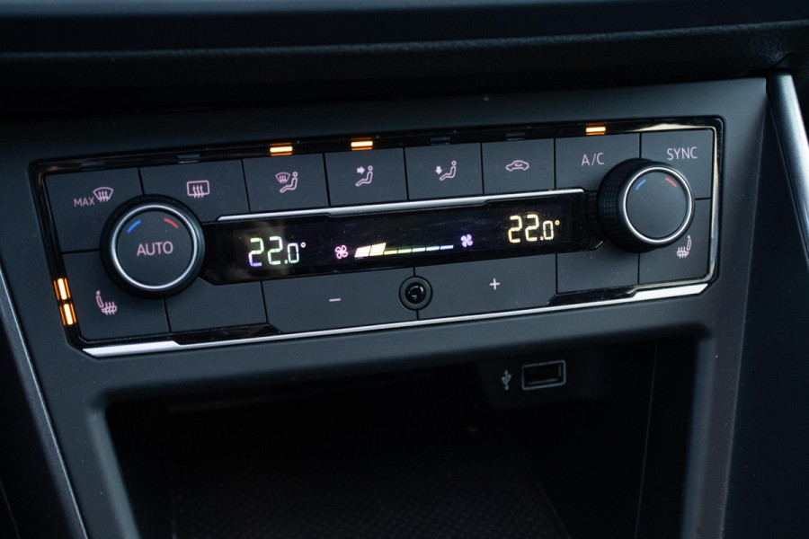 Volkswagen Polo 2.0 TSI GTI PANO Virtuele Cockpit Stoelverwarming Parkeerhulp