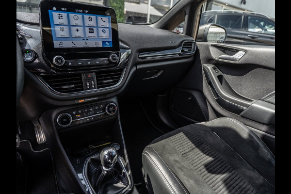 Ford Fiesta 1.5 EcoBoost 200PK ST-3 | Recaro | B&O Sound | LED | Winter Pack