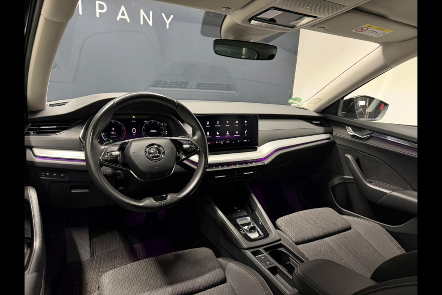 Škoda Octavia Combi 1.5 e-TSI Business KeylessGo Carplay LED Sfeerverlichting