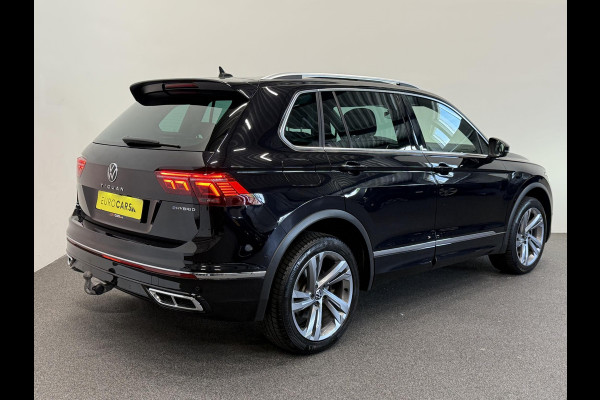 Volkswagen Tiguan 1.4 TSI eHybrid R-Line Business+ Automaat Trekhaak Panoramadak Navigatie IQ Light Stoel en Stuurverwarming Draadloze telefoonlader Digital Cockpit Climate Control Parkeersensoren 19 Inch