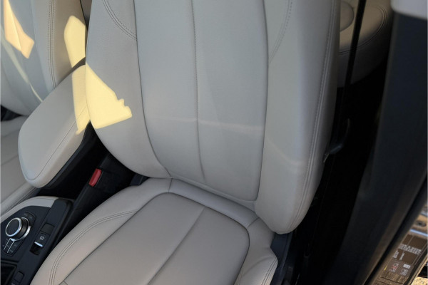 BMW X1 xDrive25e | Leder | Camera | Head-Up | Groot Navi | LED | Elektrische Klep