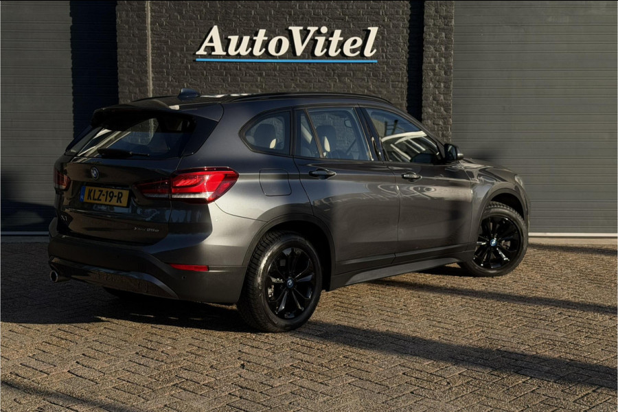 BMW X1 xDrive25e | Leder | Camera | Head-Up | Groot Navi | LED | Elektrische Klep