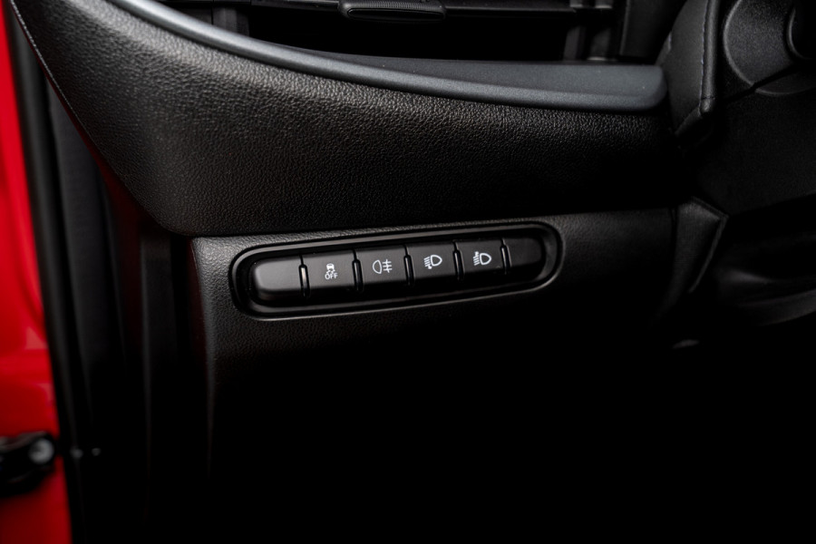 Fiat 500 24 kWh 3- Fase SOH: 93,8% Navi Airco LED Cruise C. Carplay Stoelverwarming LM velgen BTW auto