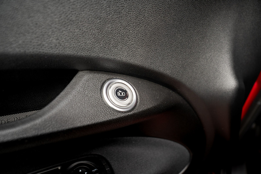Fiat 500 24 kWh 3- Fase SOH: 93,8% Navi Airco LED Cruise C. Carplay Stoelverwarming LM velgen BTW auto