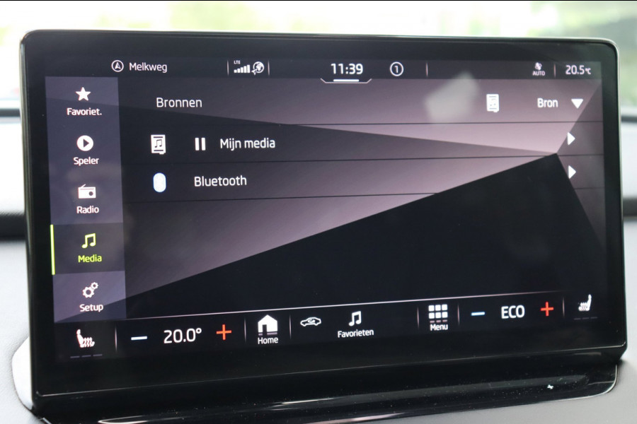 Škoda ENYAQ iV 60 Sportline schuifdak el.trekhaak camera's leer+mem+vw org.NL 93,53% travel assist