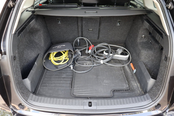 Škoda ENYAQ iV 60 Sportline schuifdak el.trekhaak camera's leer+mem+vw org.NL 93,53% travel assist