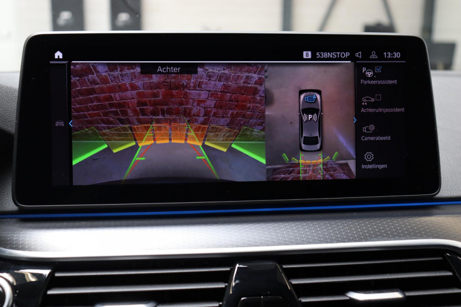BMW 5 Serie Sedan 530e High Executive M Sport Pakket Automaat / Live Cockpit Professional / Trekhaak / Laserlight / Comfortstoelen / Driving Assistant Professional / 19 Inch / Harman Kardon / Stoelverwarming / DAB / Parkeerhulp Plus / Stoelverwarming / Extra Getint Glas