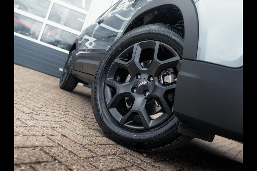 Jeep Avenger 1.2 e-Hybrid Black Edition | Infotainment&Conv. Pack | Winter Pack | Bicolore