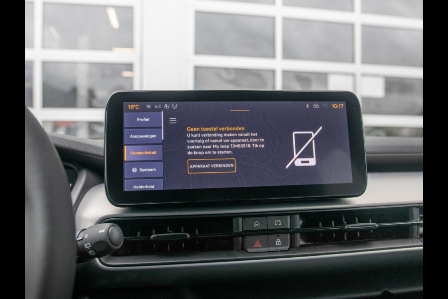 Jeep Avenger 1.2 e-Hybrid Black Edition | Infotainment&Conv. Pack | Winter Pack | Bicolore