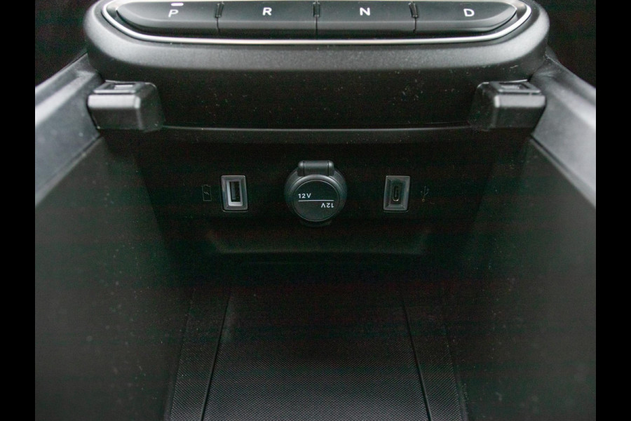 Jeep Avenger 1.2 e-Hybrid Black Edition | Infotainment&Conv. Pack | Winter Pack | Bicolore