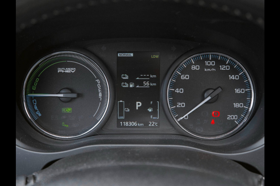 Mitsubishi Outlander 2.0 PHEV Premium | TREKHAAK | PANO | LEDER | 360 CAMERA
