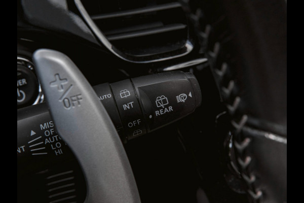 Mitsubishi Outlander 2.0 PHEV Premium | TREKHAAK | PANO | LEDER | 360 CAMERA