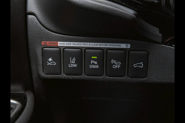 Mitsubishi Outlander 2.0 PHEV Premium | TREKHAAK | PANO | LEDER | 360 CAMERA