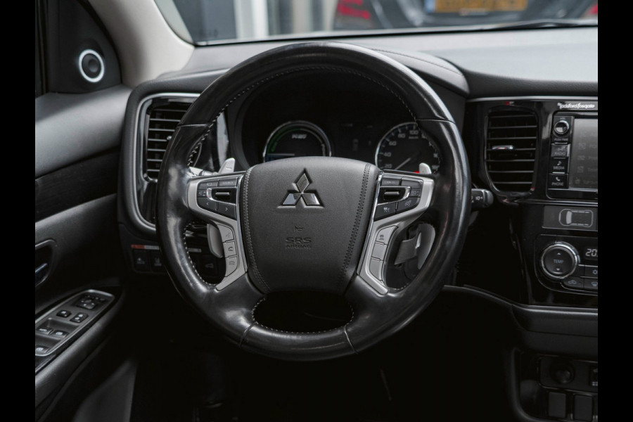 Mitsubishi Outlander 2.0 PHEV Premium | TREKHAAK | PANO | LEDER | 360 CAMERA