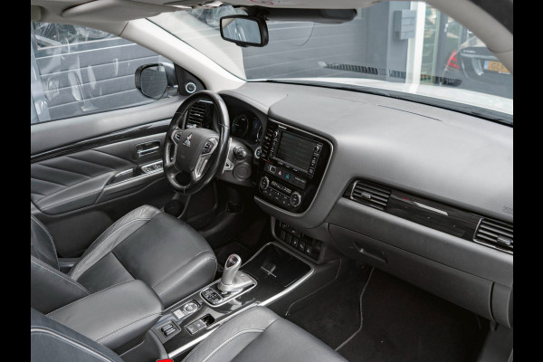 Mitsubishi Outlander 2.0 PHEV Premium | TREKHAAK | PANO | LEDER | 360 CAMERA