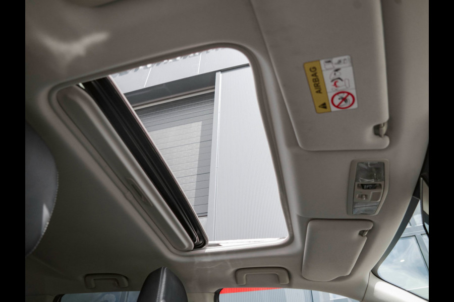 Mitsubishi Outlander 2.0 PHEV Premium | TREKHAAK | PANO | LEDER | 360 CAMERA