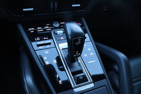 Porsche Cayenne Coupé 3.0 E-Hybrid | SportDesign| ACC | Bose | VOL!
