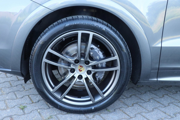 Porsche Cayenne Coupé 3.0 E-Hybrid | SportDesign| ACC | Bose | VOL!