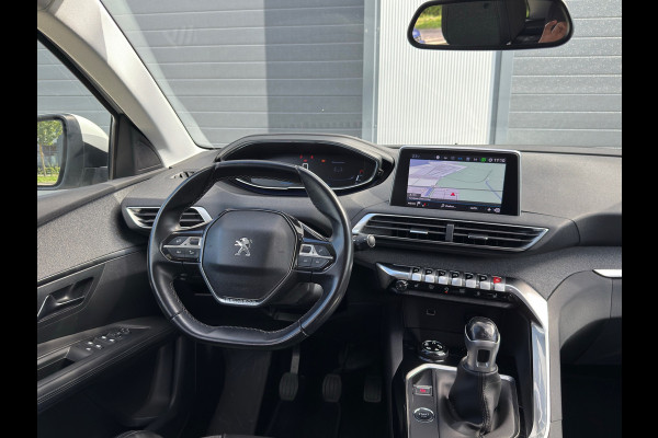 Peugeot 3008 1.2 PureTech AGC Allure / Stoelverwarming / LED