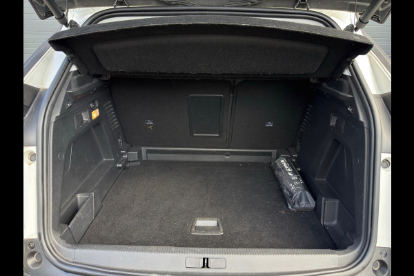 Peugeot 3008 1.2 PureTech AGC Allure / Stoelverwarming / LED