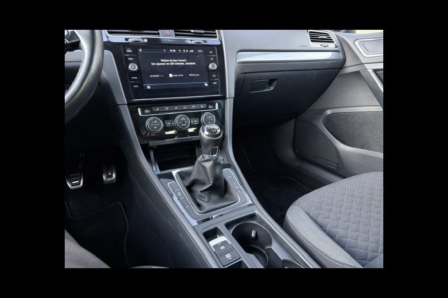 Volkswagen Golf 1.0 TSI Highline|116PK|Carplay|Stoel verw|Clima|ACC|PDC|Navi|Dealer onderh|1e eigenaar|