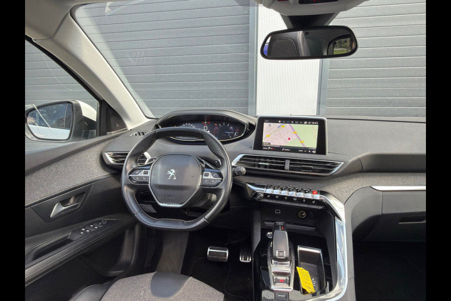 Peugeot 3008 1.2 PureTech Avantage / Schuifdak / OPTIES !