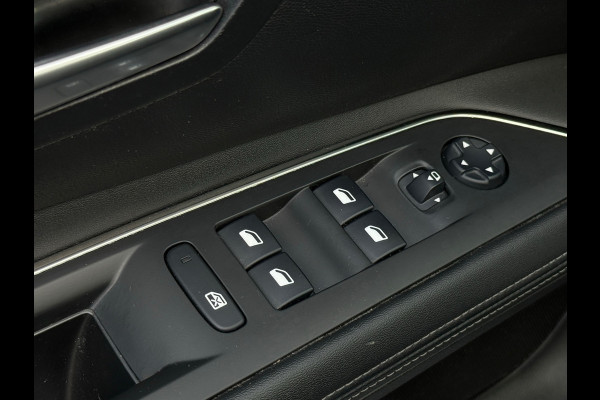 Peugeot 3008 1.2 PureTech Avantage / Schuifdak / OPTIES !