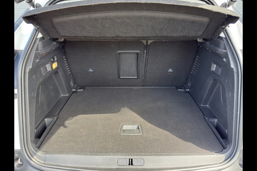 Peugeot 3008 1.2 PureTech Avantage / Schuifdak / OPTIES !