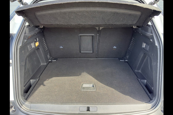 Peugeot 3008 1.2 PureTech Avantage / Schuifdak / OPTIES !