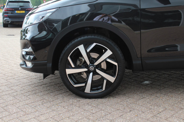 Nissan QASHQAI 1.2 Tekna / Trekhaak / Panoramadak / 360Camera / 19'' / Navigatie / Keyless / Stoelverwarming / DAB / Cruise Control