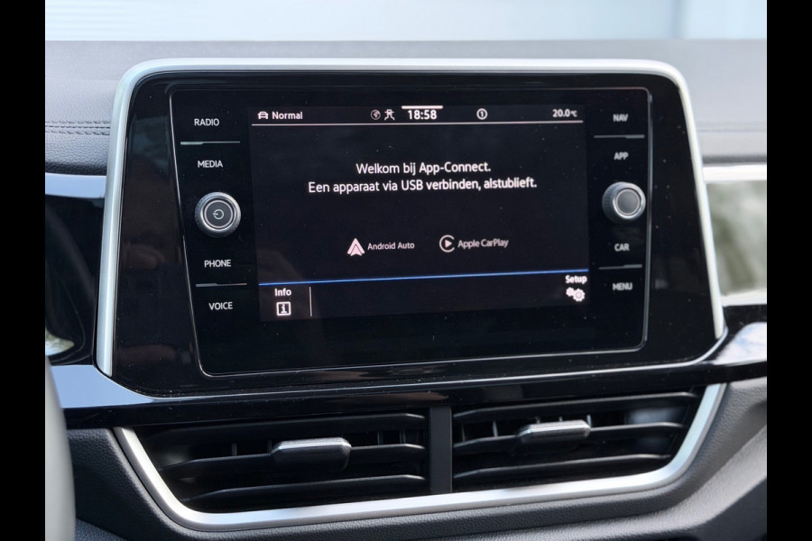 Volkswagen T-Roc 1.5 TSI 3xR-Line Pano/Keyless/Camera