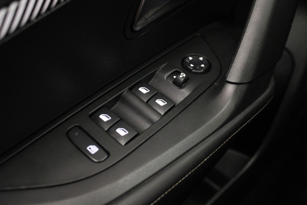 Peugeot 2008 1.2 PureTech 130 Allure