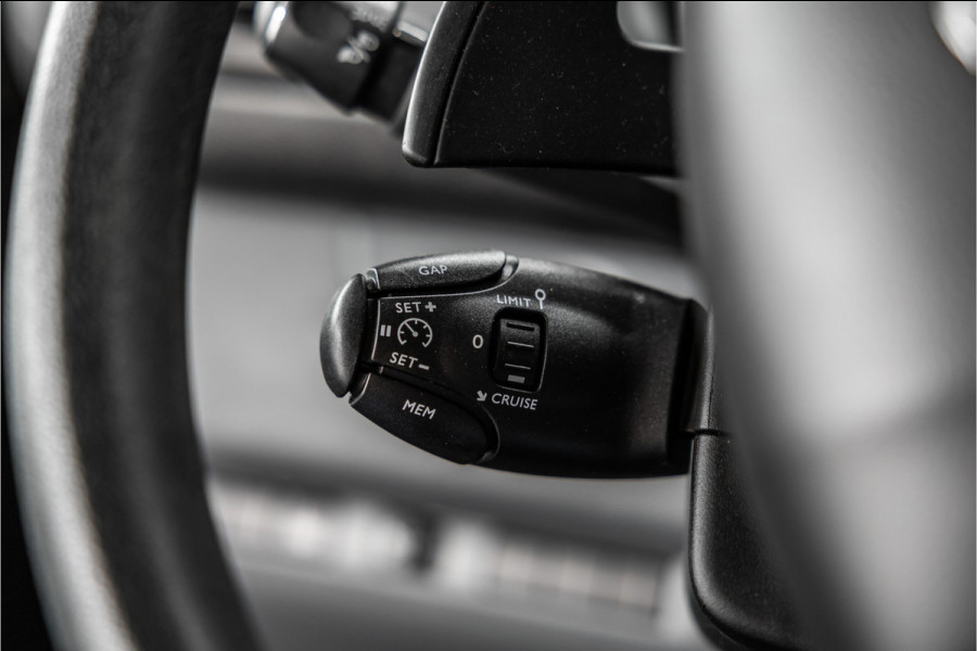 Peugeot Expert 2.0 BlueHDI L2 | ACC | Head-Up | Blind Spot | CarPlay | Camera | Navigatie | DAB | Trekhaak | Nieuwe APK | Lang / L2H1