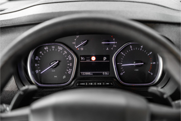 Peugeot Expert 2.0 BlueHDI L2 | ACC | Head-Up | Blind Spot | CarPlay | Camera | Navigatie | DAB | Trekhaak | Nieuwe APK | Lang / L2H1