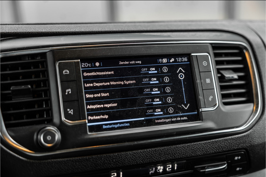 Peugeot Expert 2.0 BlueHDI L2 | ACC | Head-Up | Blind Spot | CarPlay | Camera | Navigatie | DAB | Trekhaak | Nieuwe APK | Lang / L2H1